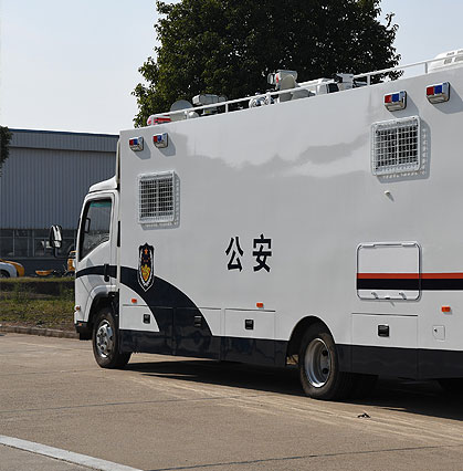 程力水罐式消防車廠家進修現(xiàn)實操做以及理論學問